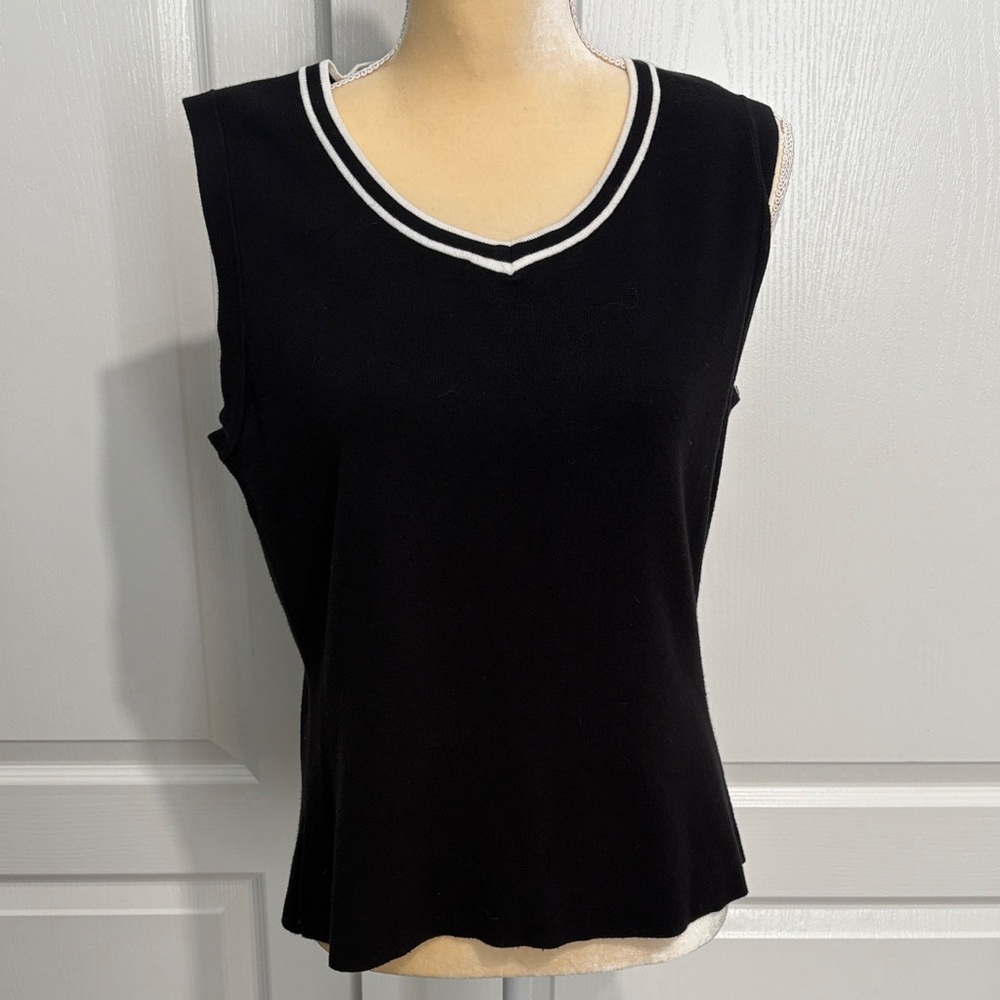 Monterey Bay Black and White V-Neck Tank Top